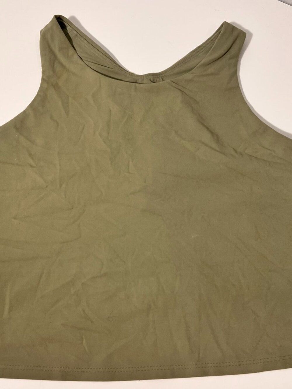 Athleta 2X Conscious Crop in Olive Green with built in bra